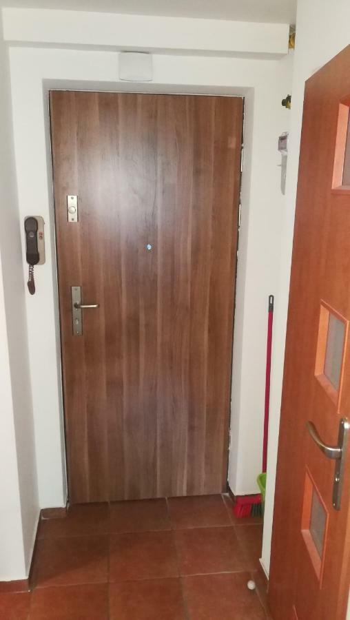 Odster Family Apartment Краков Экстерьер фото