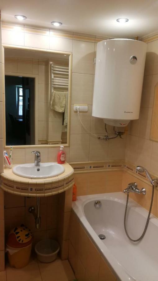 Odster Family Apartment Краков Экстерьер фото